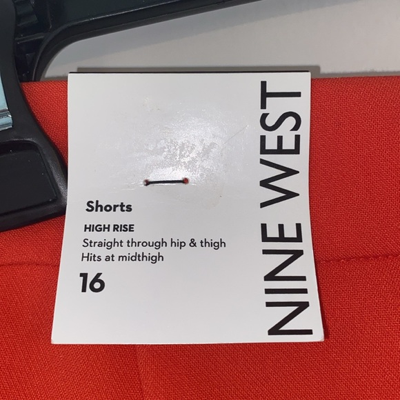 Nine West Shorts - Picture 7 of 8